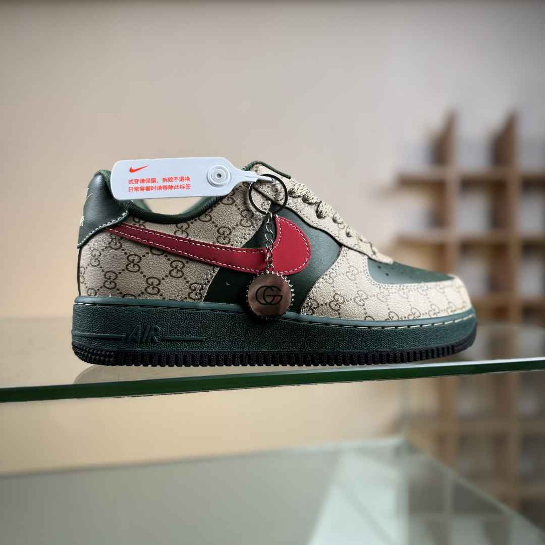 NIke Air Force 1 ’07 Low “古驰联名——花纹红勾”空军一号 低帮 运动鞋 XL1979-121