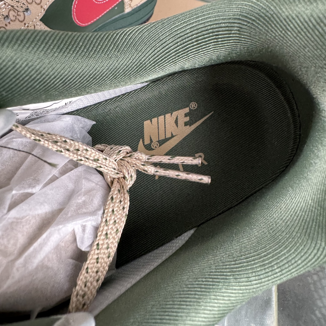 NIke Air Force 1 '07 Low “古驰联名——花纹红勾”空军一号 低帮 运动鞋 XL1979-121