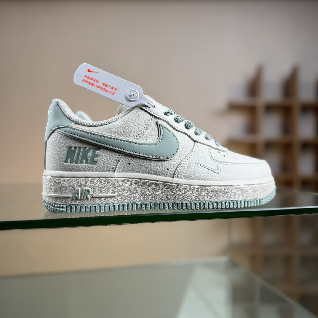 Nike Air Force 1 Low ’07 米冰蓝 满天星低帮空军一号休闲板鞋 GL6835-011