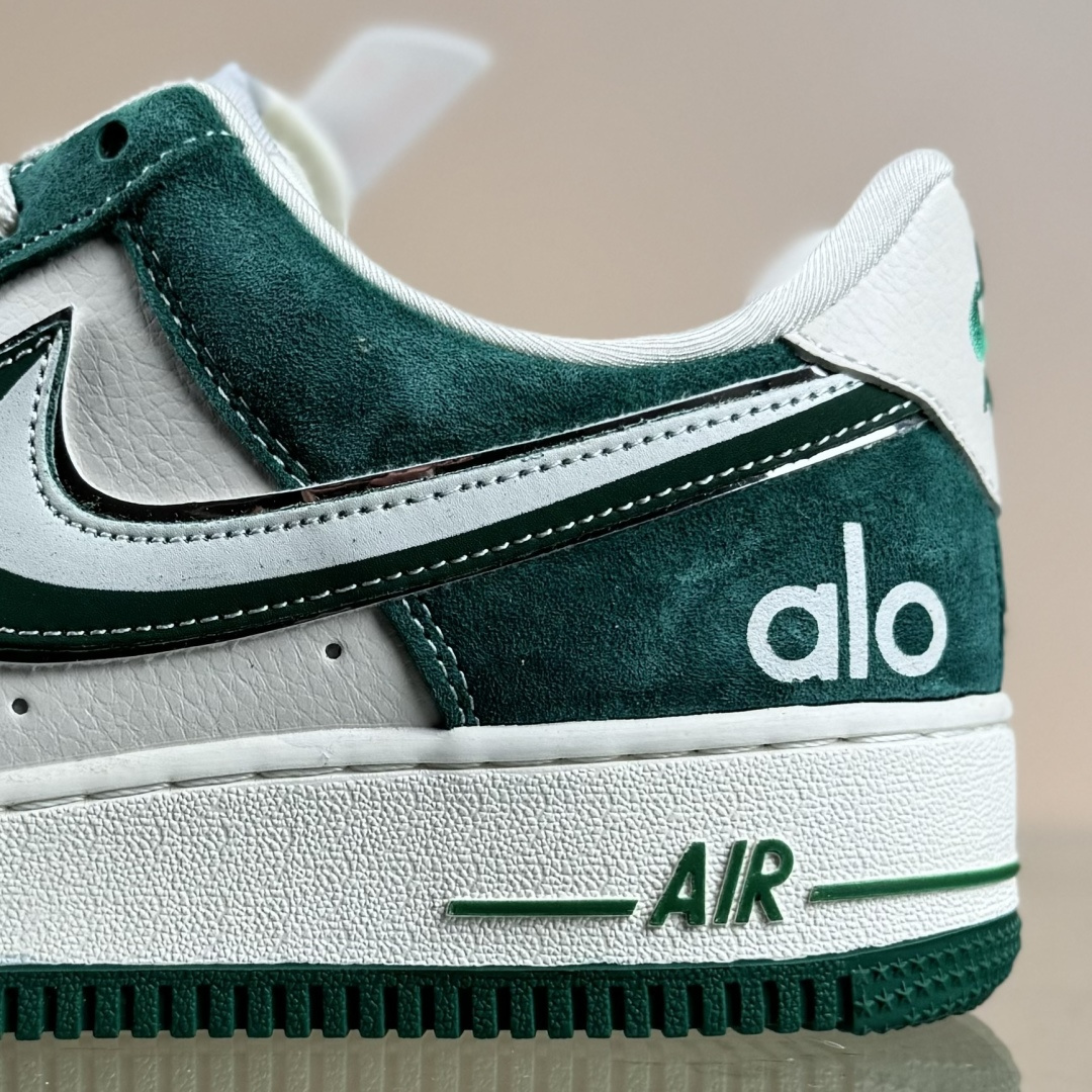 NIke Air Force 1 '07 Low “ALO联名——蒂芙尼绿”空军一号 低帮 运动鞋 休闲鞋 SY1388-011 NIke Air Force 1 '07 Low “ALO联名——蒂芙尼绿”空军一号 低帮 运动鞋 休闲鞋 SY1388-011