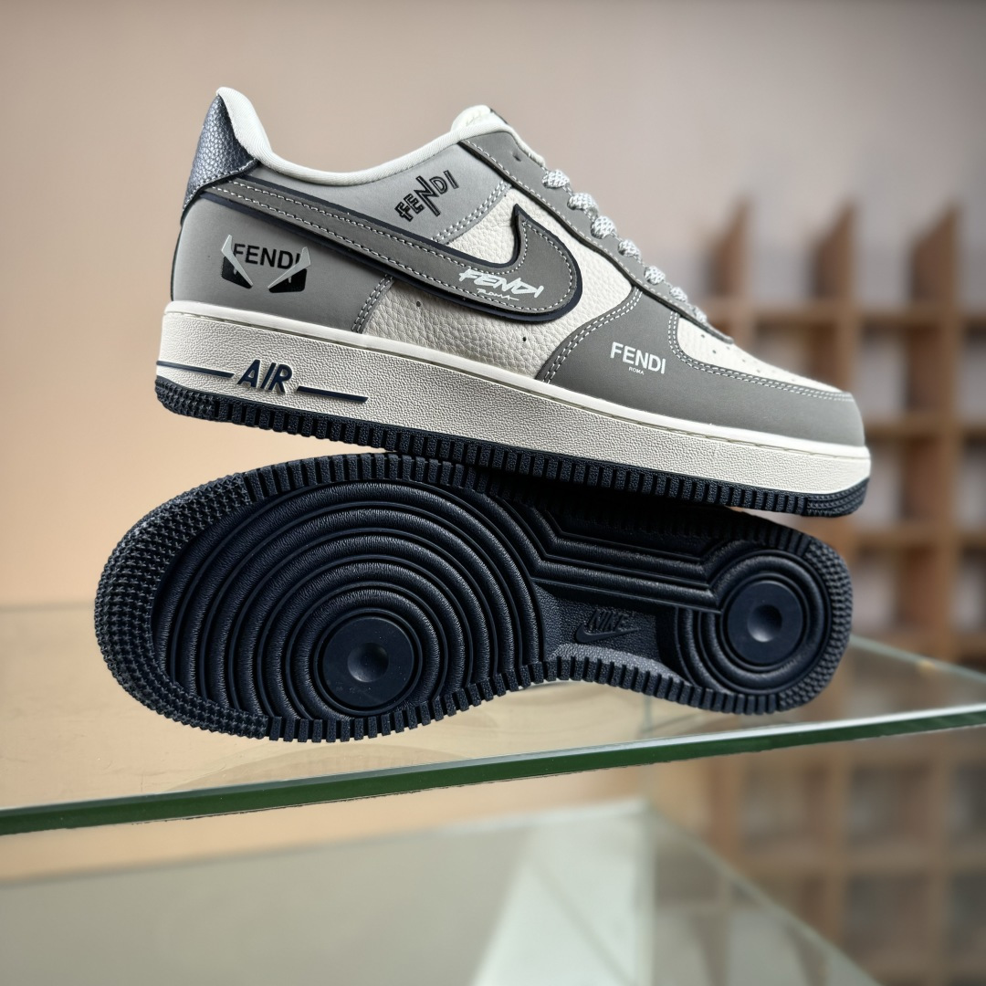 Nike Air Force 1'07 Low 联名 创意米灰黑 空军一号低帮休闲板鞋 DF0188-110