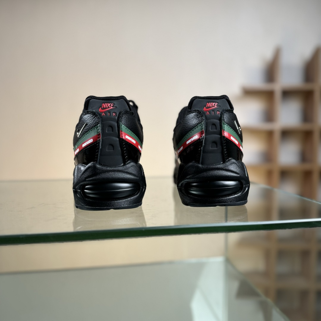 外贸超人气顶流单品 纯原版 UNDEFEATED x NK Air Max 95 ” Black ” 五道杠联名款低帮休闲运动鞋 IB4453-001