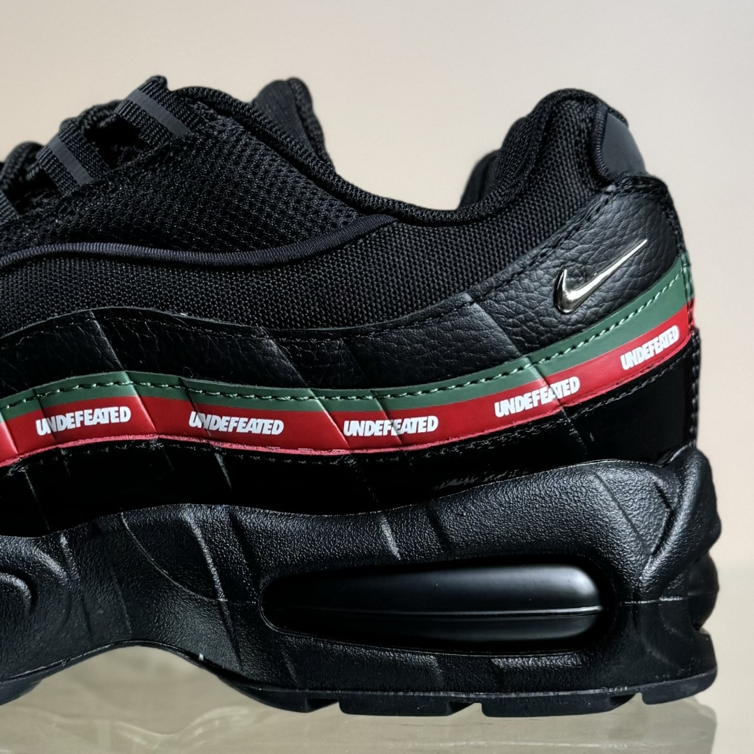 外贸超人气顶流单品 纯原版 UNDEFEATED x NK Air Max 95 ” Black ” 五道杠联名款低帮休闲运动鞋 IB4453-001