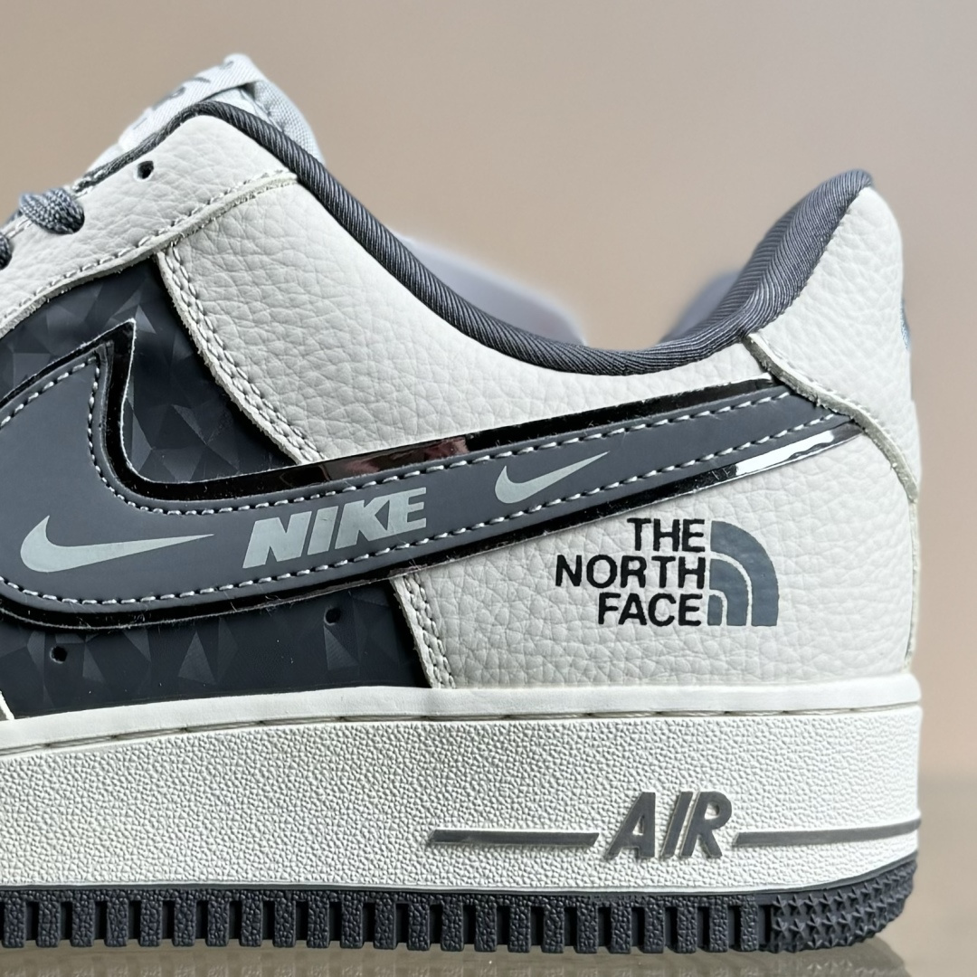 NIKE AIR FORCE 1‘07 北面米灰勾 空军一号 低帮休闲鞋 DF0188-114