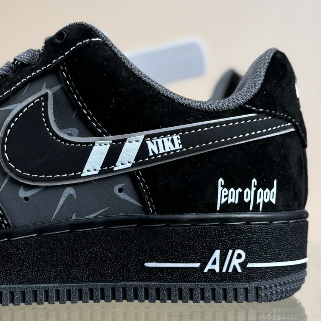 Nike Air Force 1'07 Low 黑乱勾 空军一号低帮休闲板鞋 DD8585-200