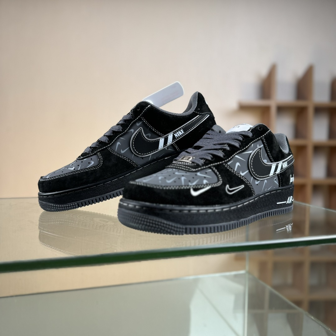 Nike Air Force 1'07 Low 黑乱勾 空军一号低帮休闲板鞋 DD8585-200