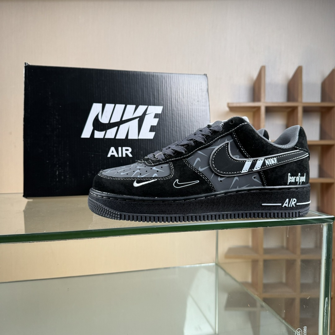 Nike Air Force 1'07 Low 黑乱勾 空军一号低帮休闲板鞋 DD8585-200