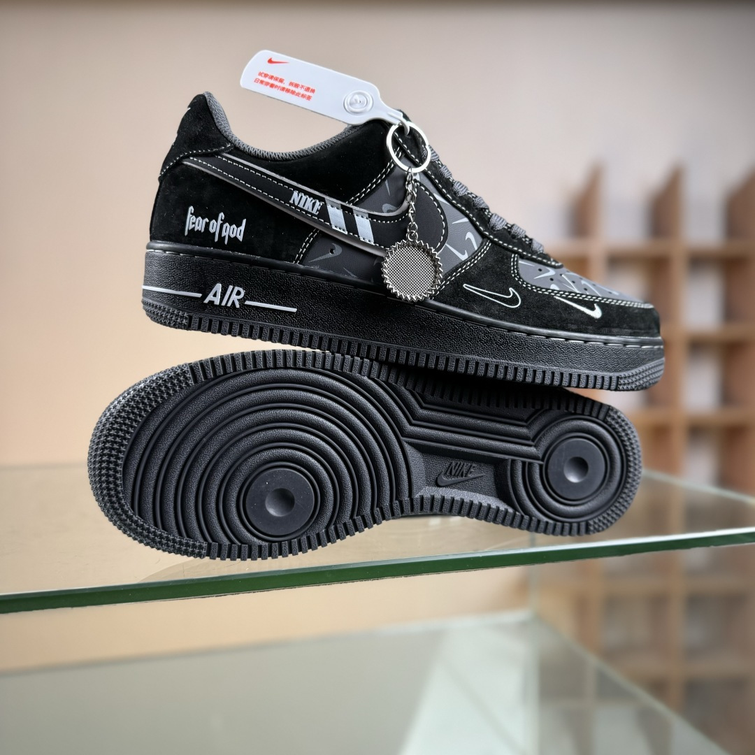Nike Air Force 1'07 Low 黑乱勾 空军一号低帮休闲板鞋 DD8585-200