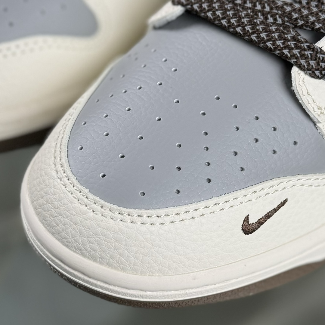 Nike SB Dunk Low LV联名 花棕勾 周年高端定制 低帮休闲板鞋 XS6089-630 Nike SB Dunk Low LV联名 花棕勾 周年高端定制 低帮休闲板鞋 XS6089-630