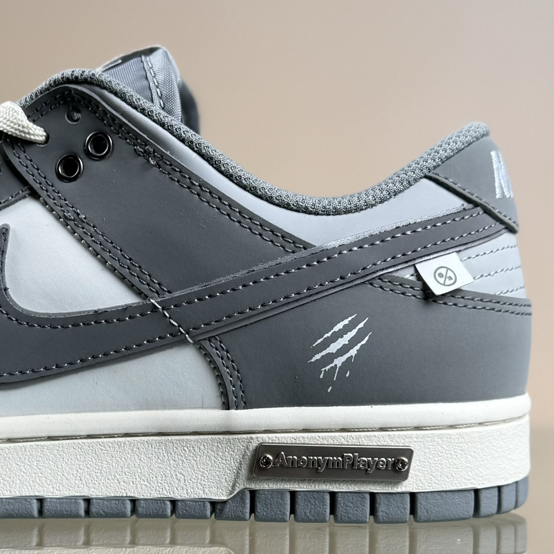 Nike SB Dunk Low 周年高端定制 低帮休闲板鞋 GW0510-051