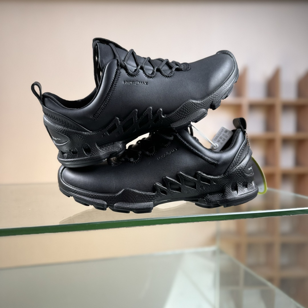 ECCO爱步BIOM真皮运动鞋 防滑健步慢跑鞋