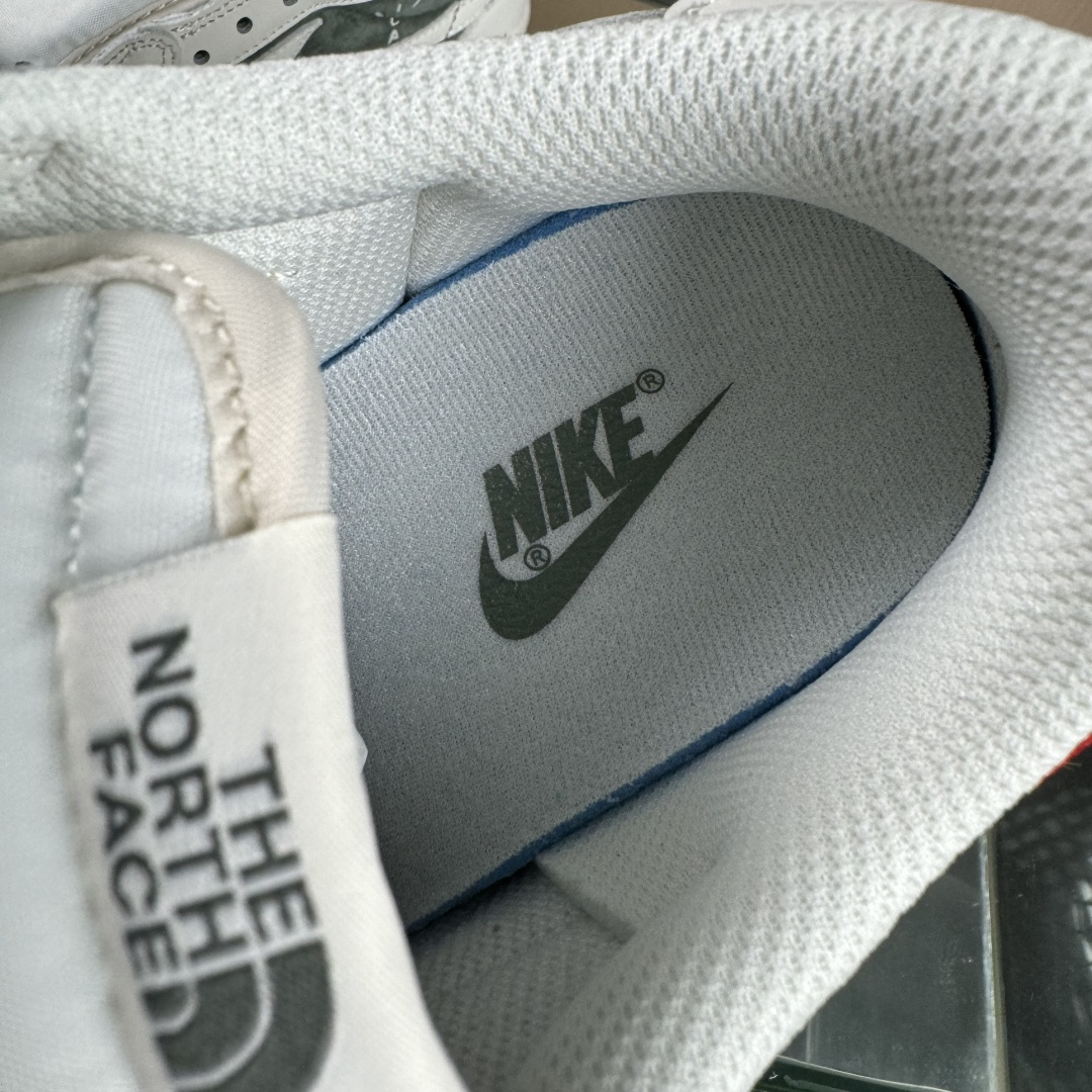 Nike Air Jordan 1 x Travis Scott AJ1倒勾 乔一倒钩 ‘DIY’定制 耐克 低帮文化篮球鞋 DM7866-122