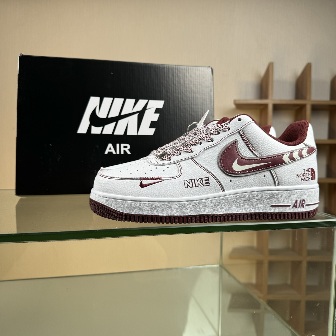 NIke Air Force 1 '07 Low “北面联名——白锈红”空军一号 低帮 运动鞋 休闲鞋 SU2305-141