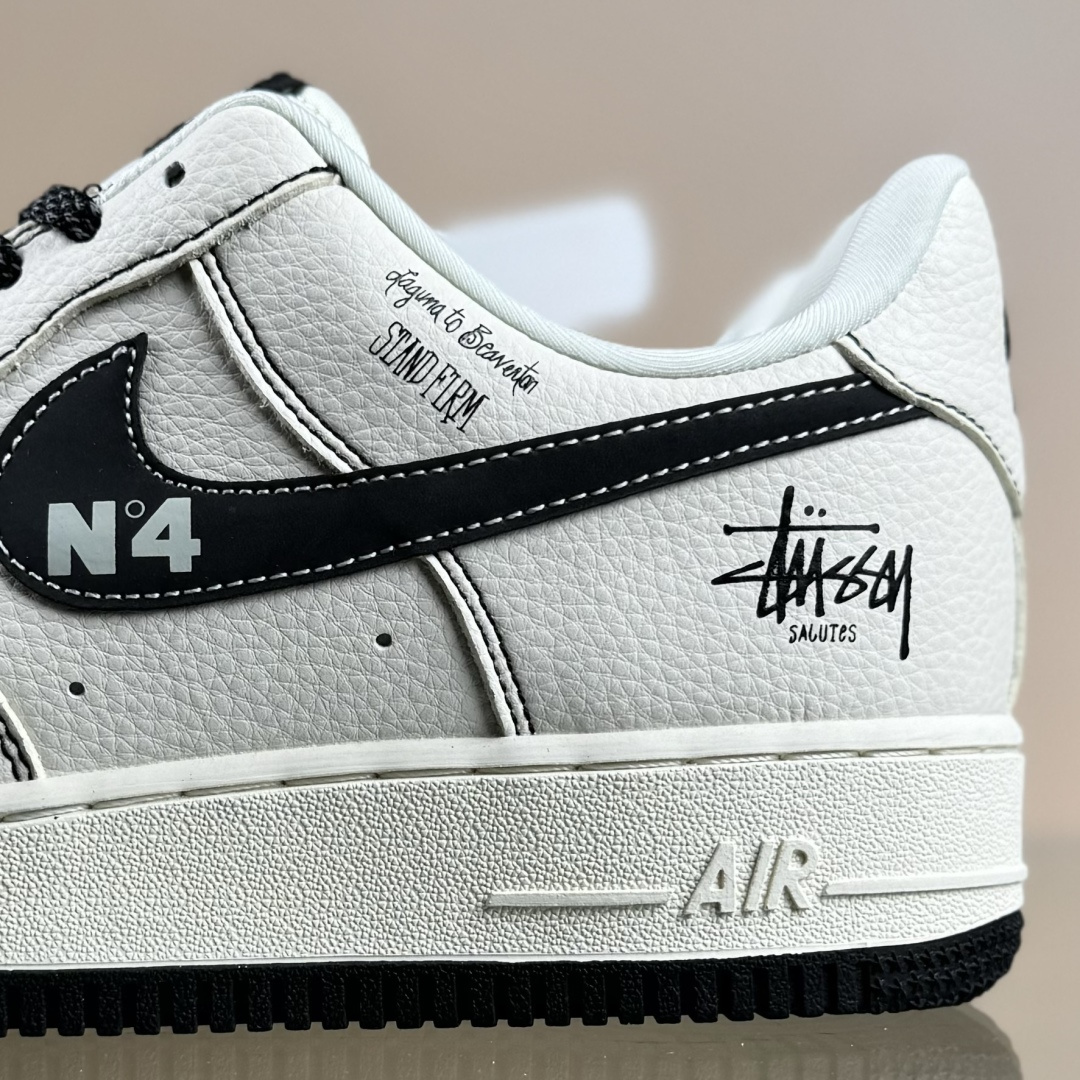 Nike Air Force 1'07 Low 斯图西联名 经典白黑 空军一号低帮休闲板鞋 DD1982-329