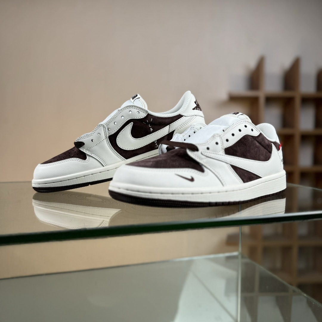 Travis Scott x Fragment Design x Jordan Air Jordan 1 Low OG SP “北面三方联名-米棕猪八革” DM7866-121