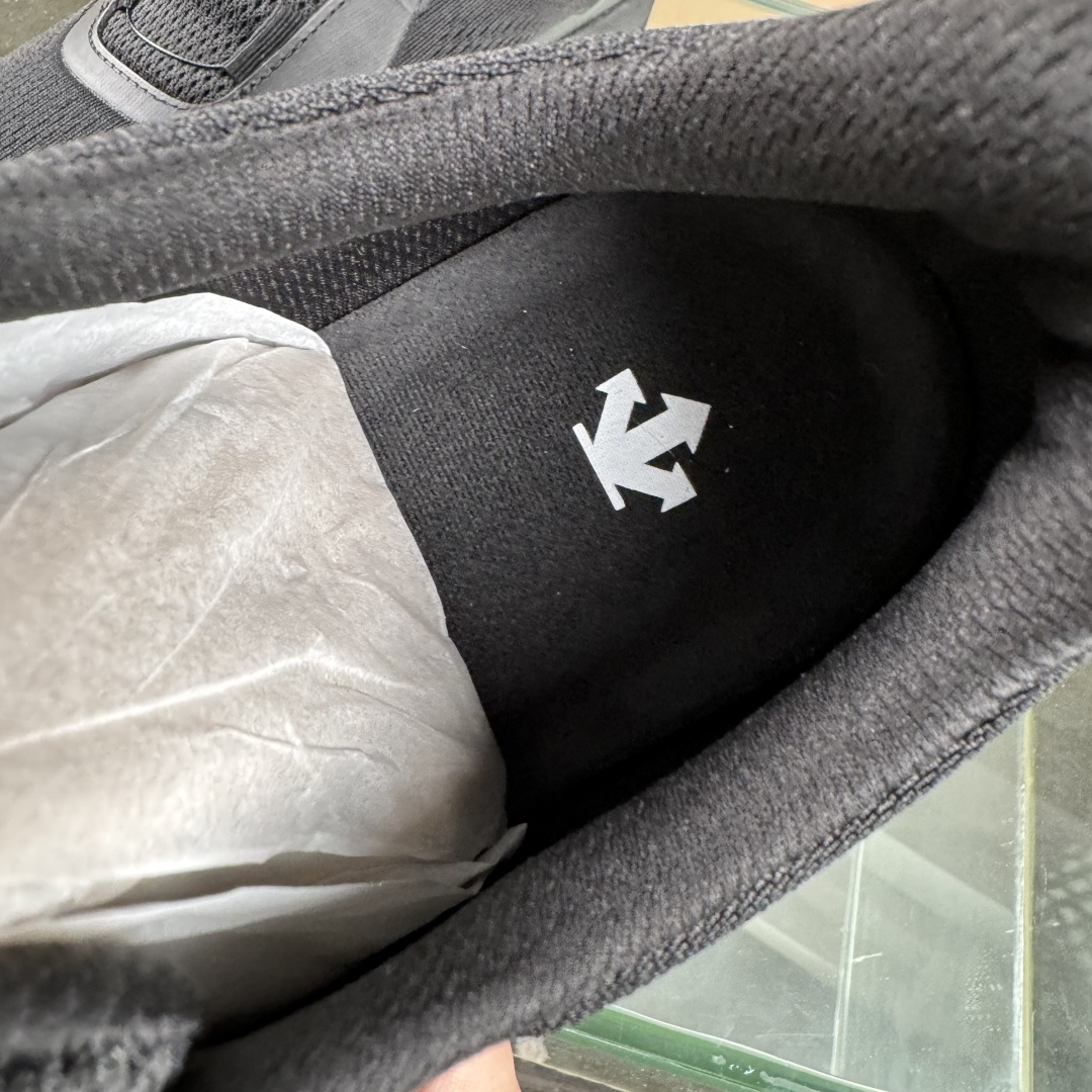 DESCENTE迪桑特 LAVITATE WIRE 3.0轻盈缓震透气鞋面 D5231RRN07-Top High Quatity Cheap Sneakers Fashion Clothing Clothes Bags handbags Shoes of all Brand wholesale With The best Quality And Beautiful Price from China Factory Chinese suppliers wholesaler seller DESCENTE迪桑特 LAVITATE WIRE 3.0轻盈缓震透气鞋面 D5231RRN07