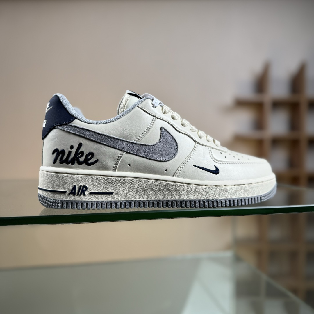 NIke Air Force 1 ’07 LOW 奶白雾灰 空军一号低帮 运动鞋 NH0601-581