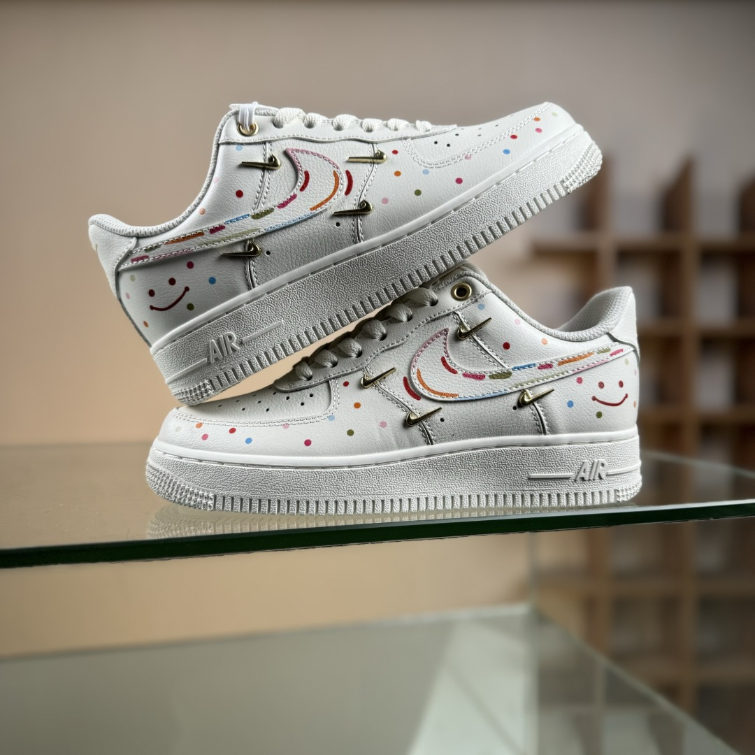 Nike Air Force 1 Low’07 四勾彩喷 空军一号低帮休闲板鞋 ZH0316-151