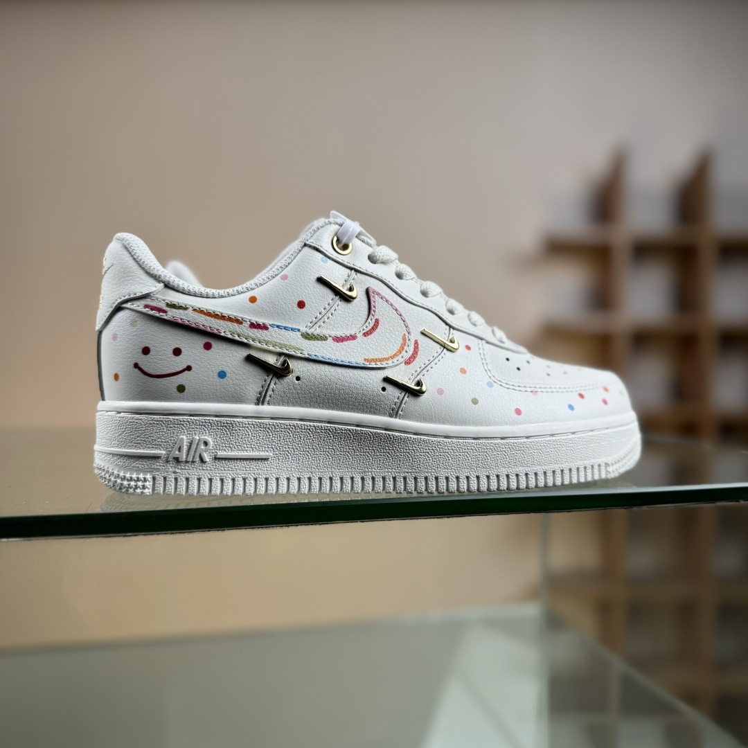 Nike Air Force 1 Low’07 四勾彩喷 空军一号低帮休闲板鞋 ZH0316-151