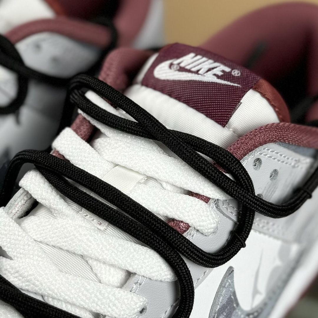 Nike SB Dunk Low 绑带 周年高端定制 低帮休闲板鞋 DV0833-112 Nike SB Dunk Low 绑带 周年高端定制 低帮休闲板鞋 DV0833-112