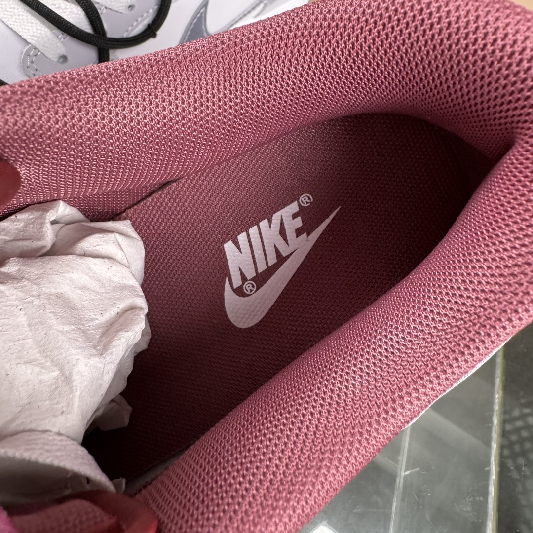 Nike SB Dunk Low 绑带 周年高端定制 低帮休闲板鞋 DV0833-112 Nike SB Dunk Low 绑带 周年高端定制 低帮休闲板鞋 DV0833-112