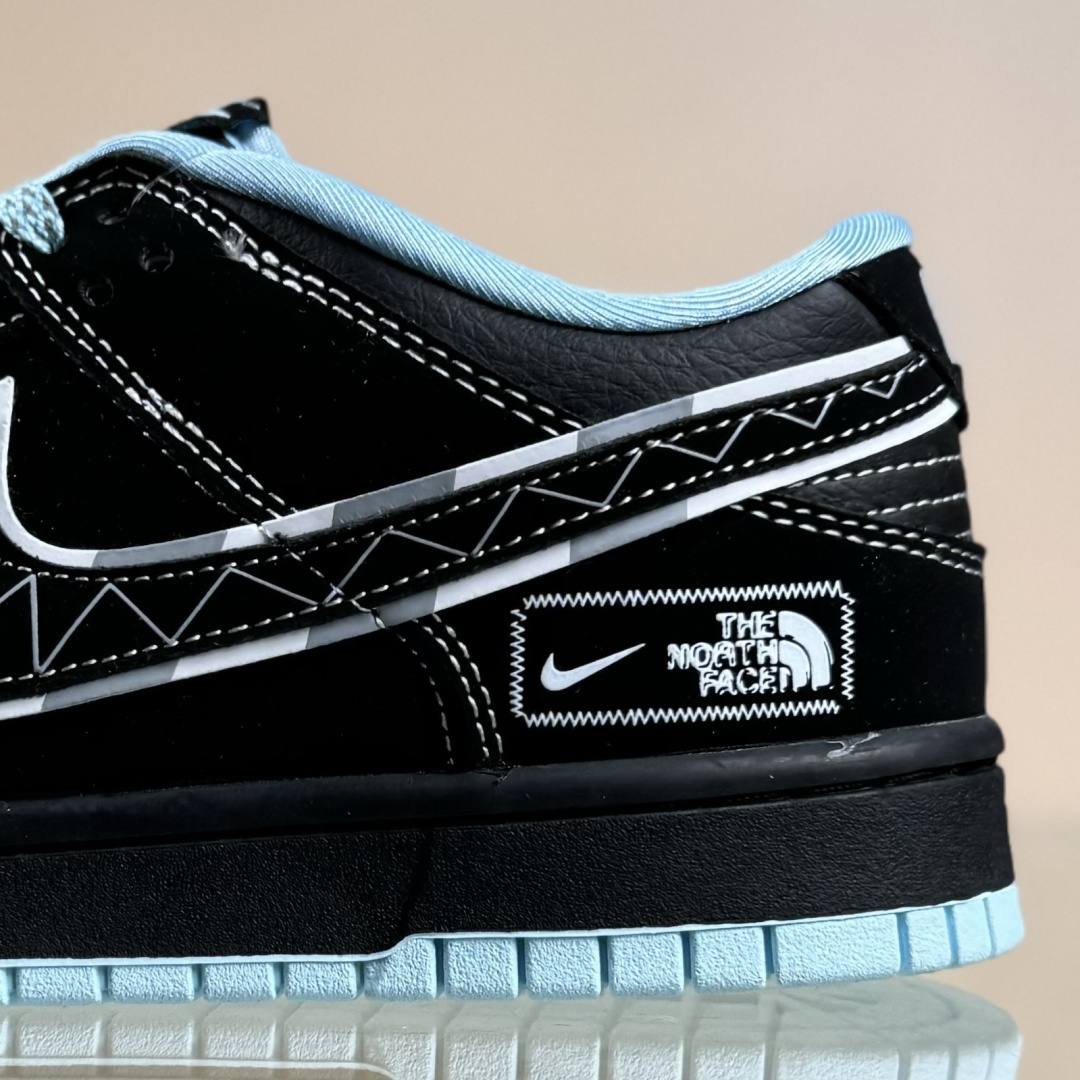 Nike SB Dunk Low“磨砂黑鬼脸” 周年高端定制 低帮休闲板鞋 KK1333-052