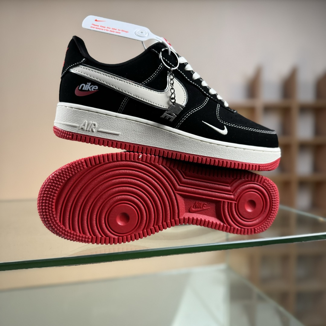 NIke Air Force 1 '07 LOW 黑白红底 运动鞋 休闲鞋 DF0188-118