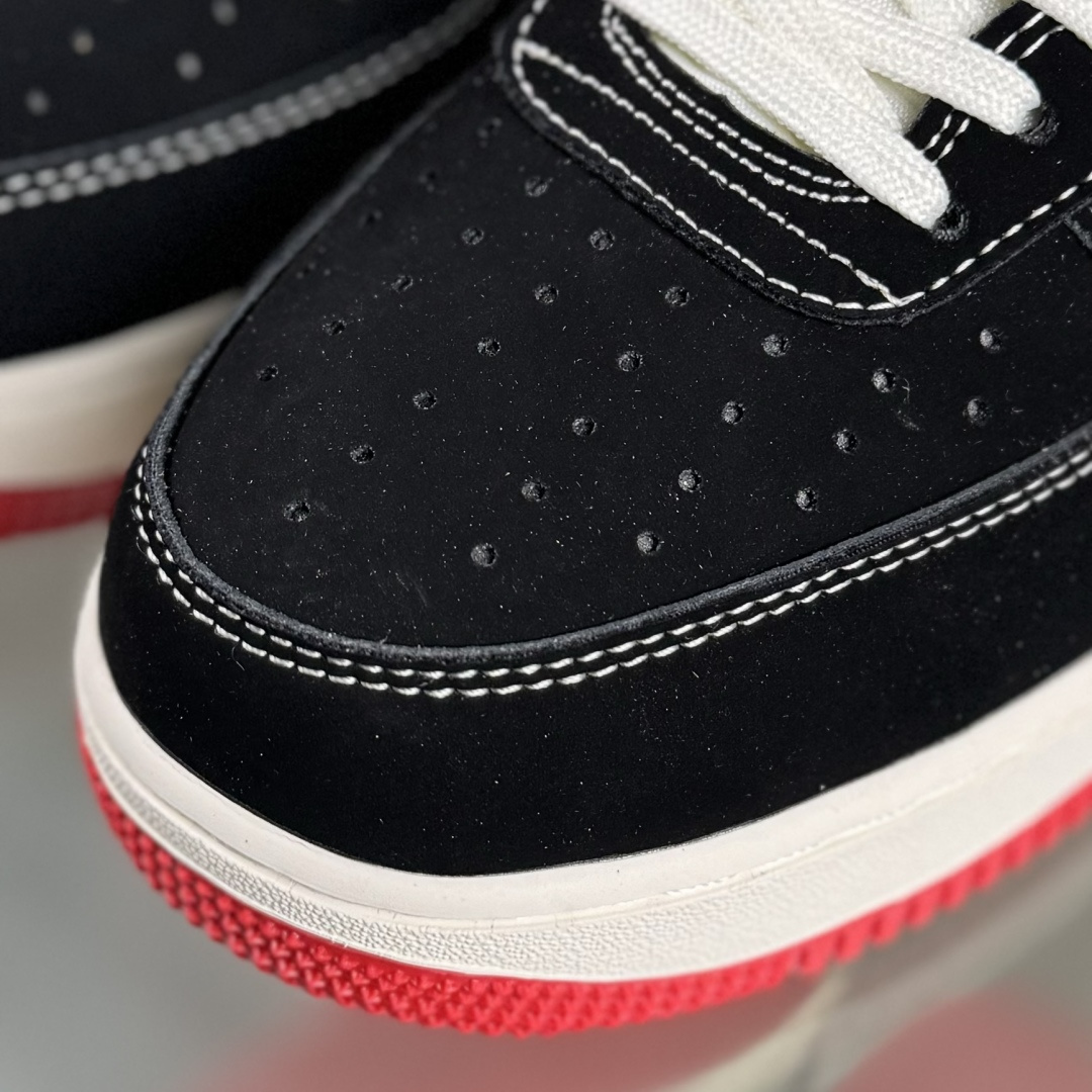 NIke Air Force 1 '07 LOW 黑白红底 运动鞋 休闲鞋 DF0188-118