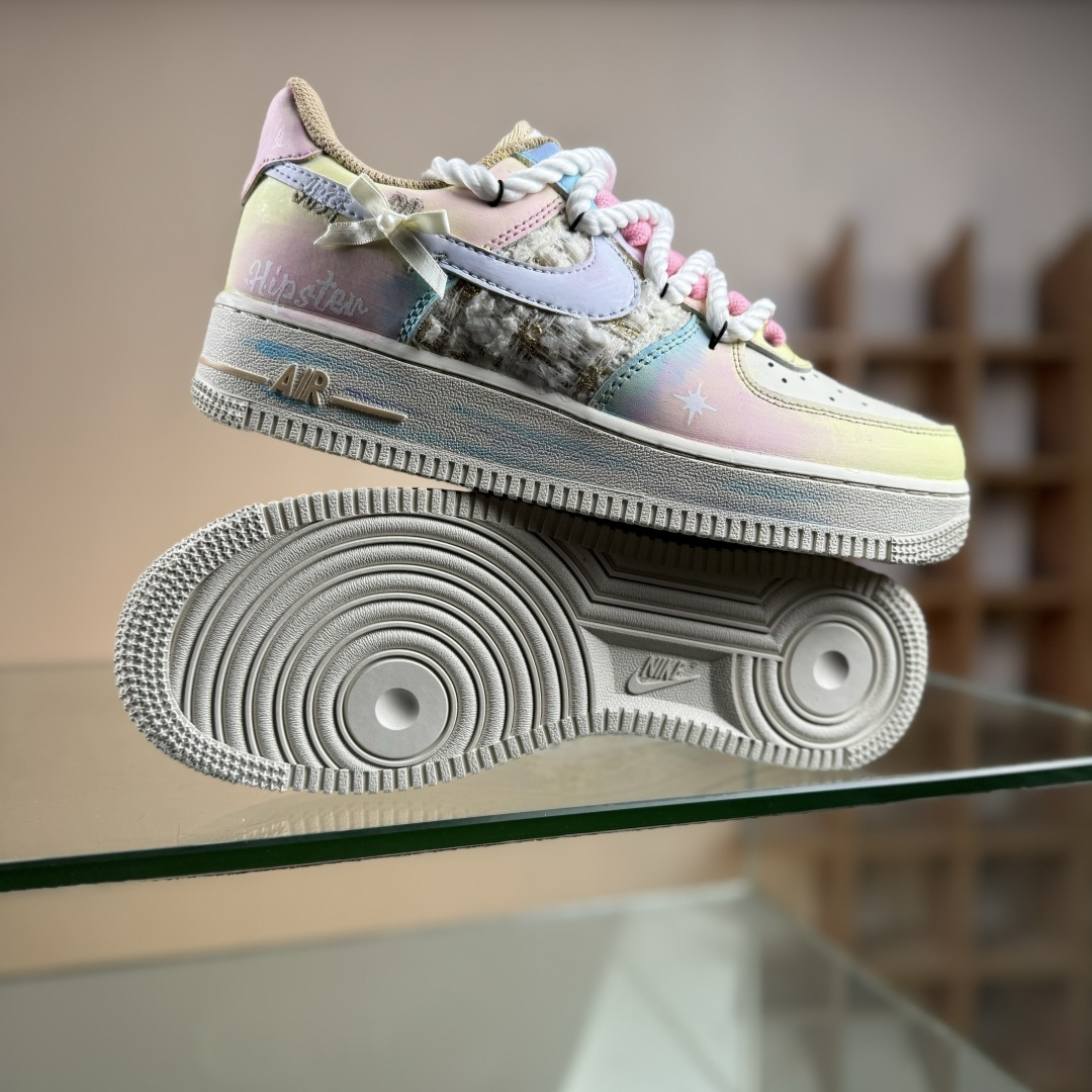 手绘涂鸦“雾屿星芒”Nike Air Force 1 “Mist Island & Starlight”空军一号定制板鞋 FJ7740-120