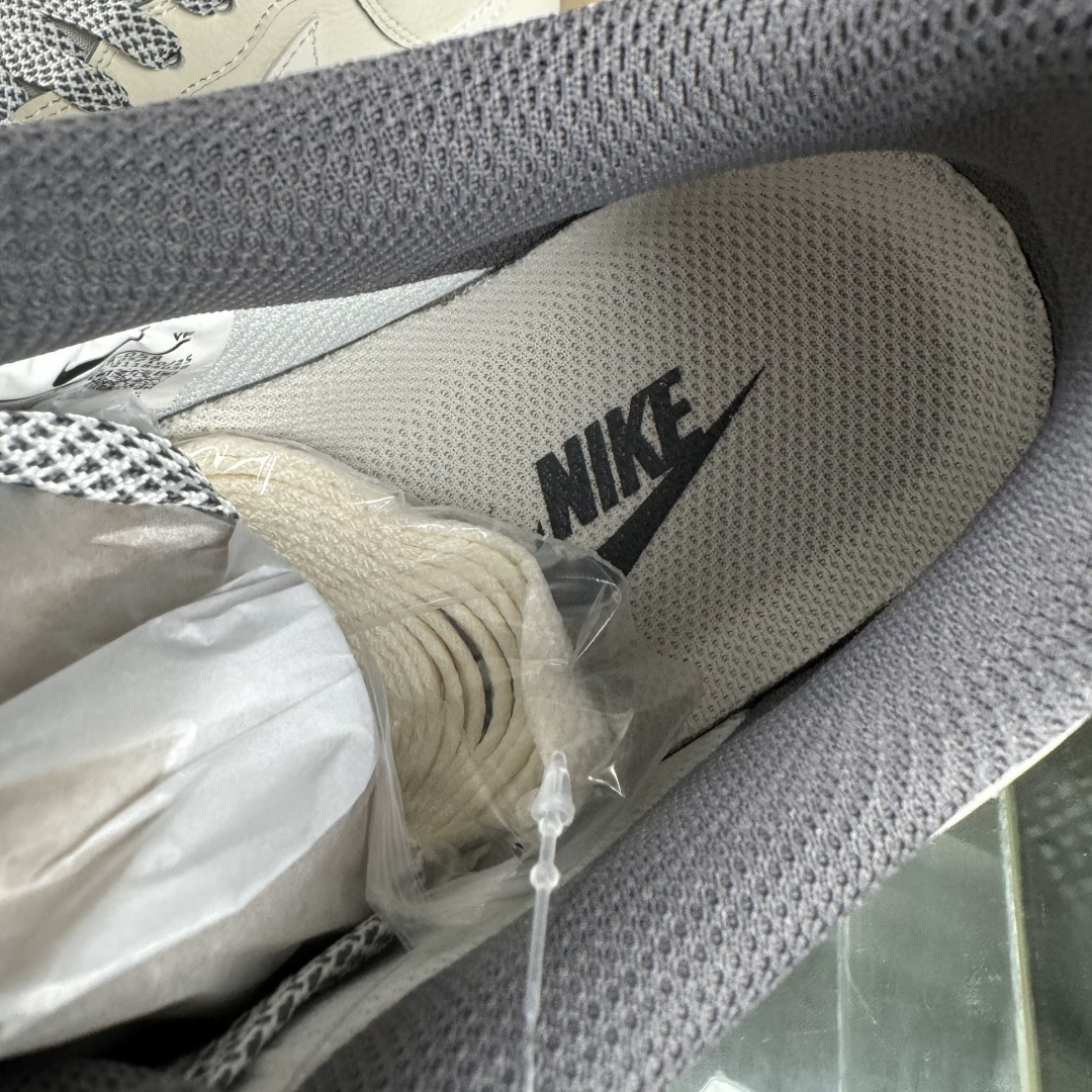 Nike Air Force 1'07 Low 北面联名 米灰网格 空军一号低帮休闲板鞋 JP8028-058 Nike Air Force 1'07 Low 北面联名 米灰网格 空军一号低帮休闲板鞋 JP8028-058