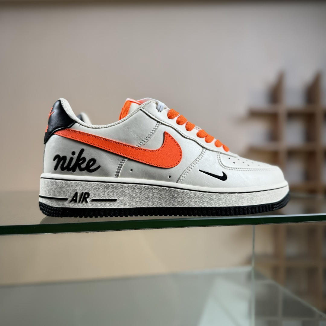 Nike Air Force 1’07 Low 米白艳橙 空军低帮休闲板鞋 NH0601-582