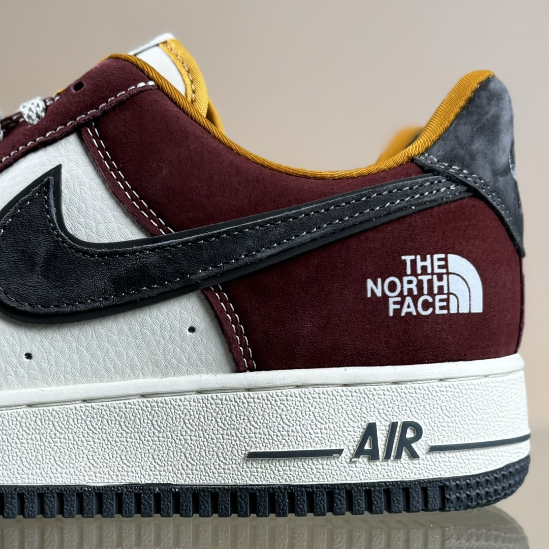 260 Nike Air Force 1 Low × The North Face联名款,简直是“户外风+经典板鞋”的王炸组合 SS1979-006-Chinese UA Cheap High Quatity Brand Clothes Bags handbags Sneakers wholesale wholesaler seller from China Factory suppliers Fashion Clothing Shoes best Quality Beautiful Price 260 Nike Air Force 1 Low × The North Face联名款,简直是“户外风+经典板鞋”的王炸组合 SS1979-006
