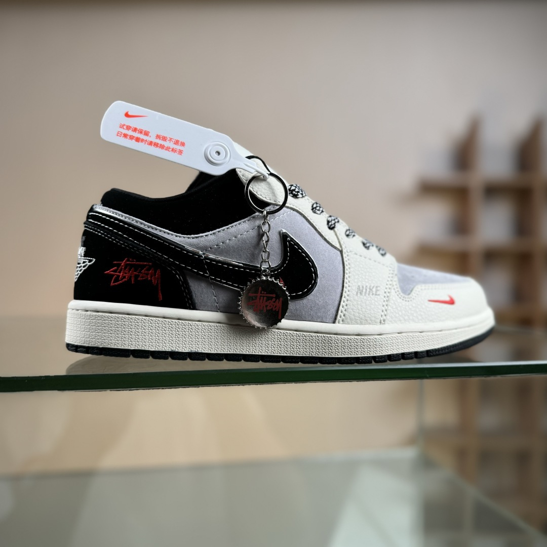 Nike Air Jordan 1 Low AJ1乔1低帮休闲板鞋 QG1988-016 Nike Air Jordan 1 Low AJ1乔1低帮休闲板鞋 QG1988-016