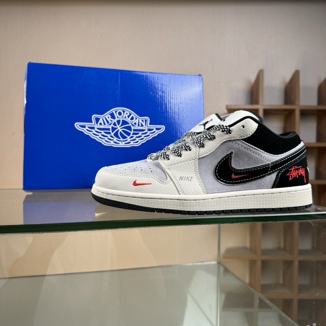 Nike Air Jordan 1 Low AJ1乔1低帮休闲板鞋 QG1988-016 Nike Air Jordan 1 Low AJ1乔1低帮休闲板鞋 QG1988-016