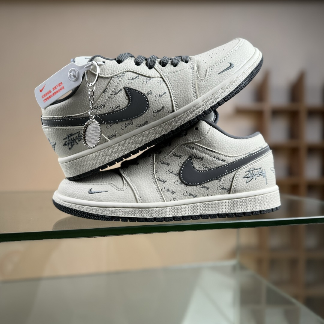Nike Jordan Air Jordan 1“ 斯图西联名——米灰印花” 高端定制 低帮 复古 减震 防滑 耐磨 篮球鞋 LL8888-001