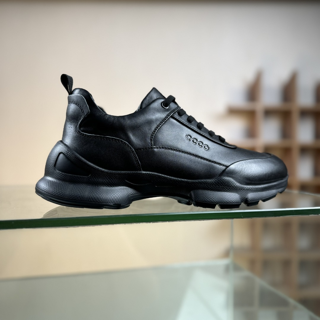 ECCO爱步男士运动鞋 真皮免系带百搭健身鞋 健步BIOM系列 鞋面采用牛皮革面料 ECCO爱步男士运动鞋 真皮免系带百搭健身鞋 健步BIOM系列 鞋面采用牛皮革面料