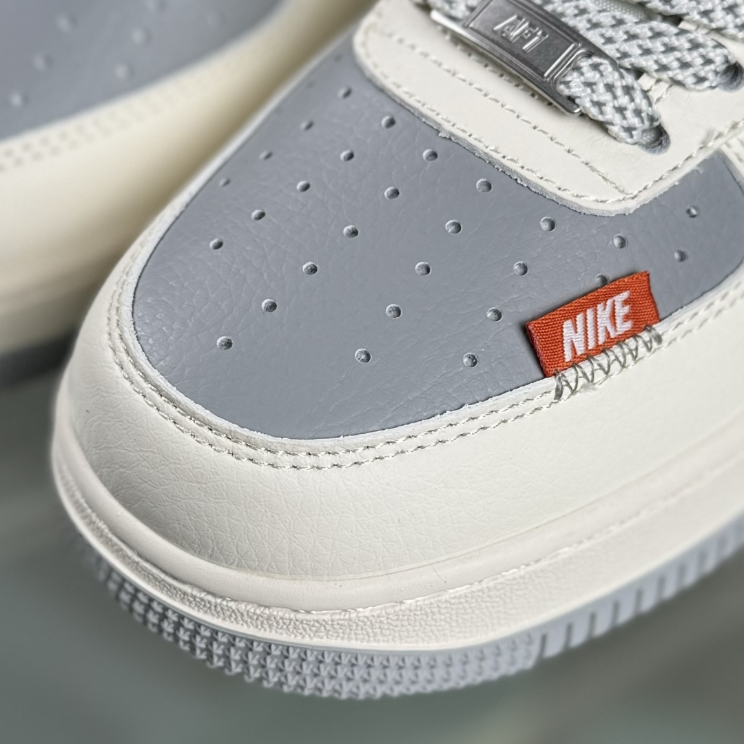 NIke Air Force 1 '07 Low “LV联名-米灰红拼接”空军一号 低帮 运动鞋 休闲鞋 JP8028-070