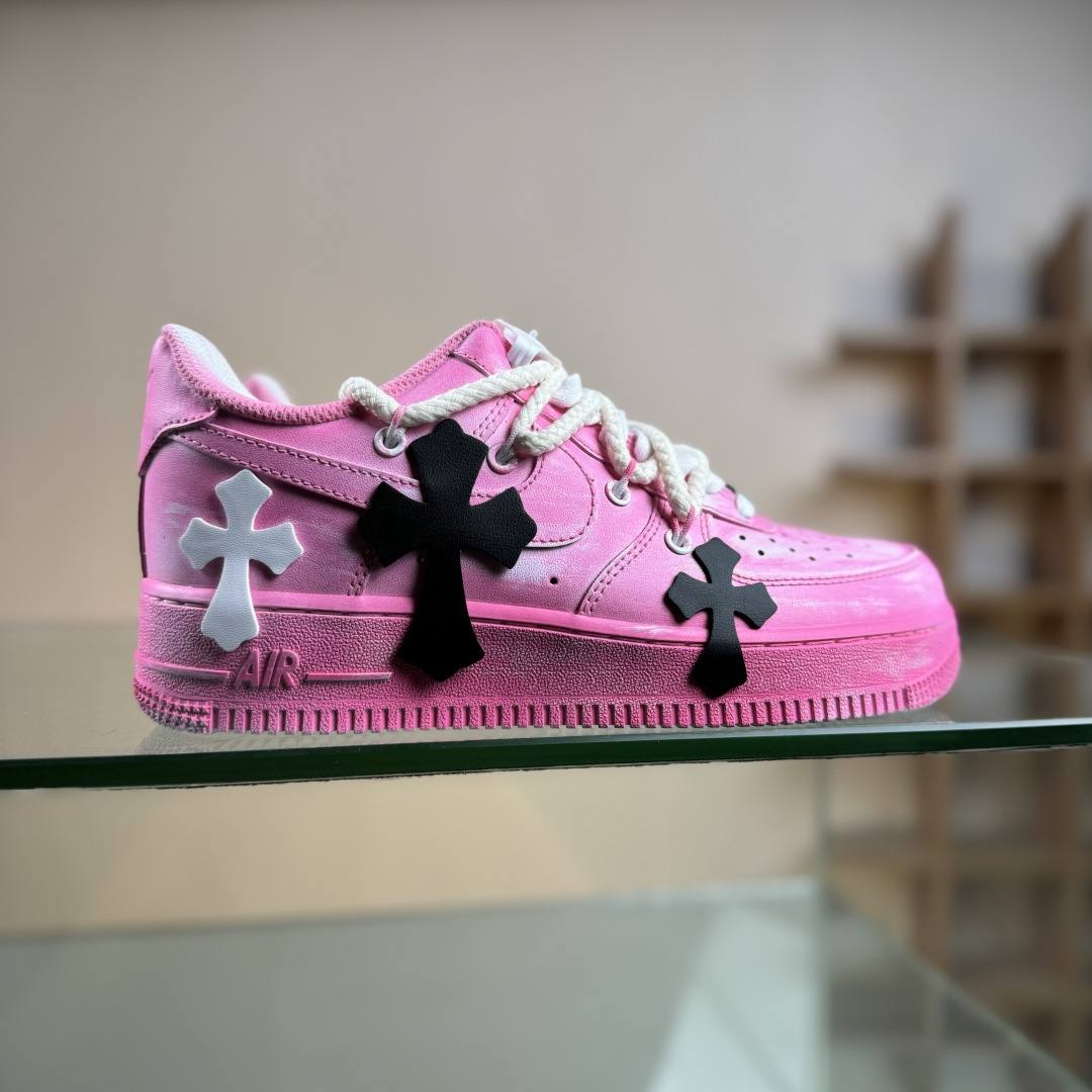 Nike Air Force 1’07“粉攻克罗” 空军一号 低帮休闲鞋 DX0788-001 Nike Air Force 1’07“粉攻克罗” 空军一号 低帮休闲鞋 DX0788-001