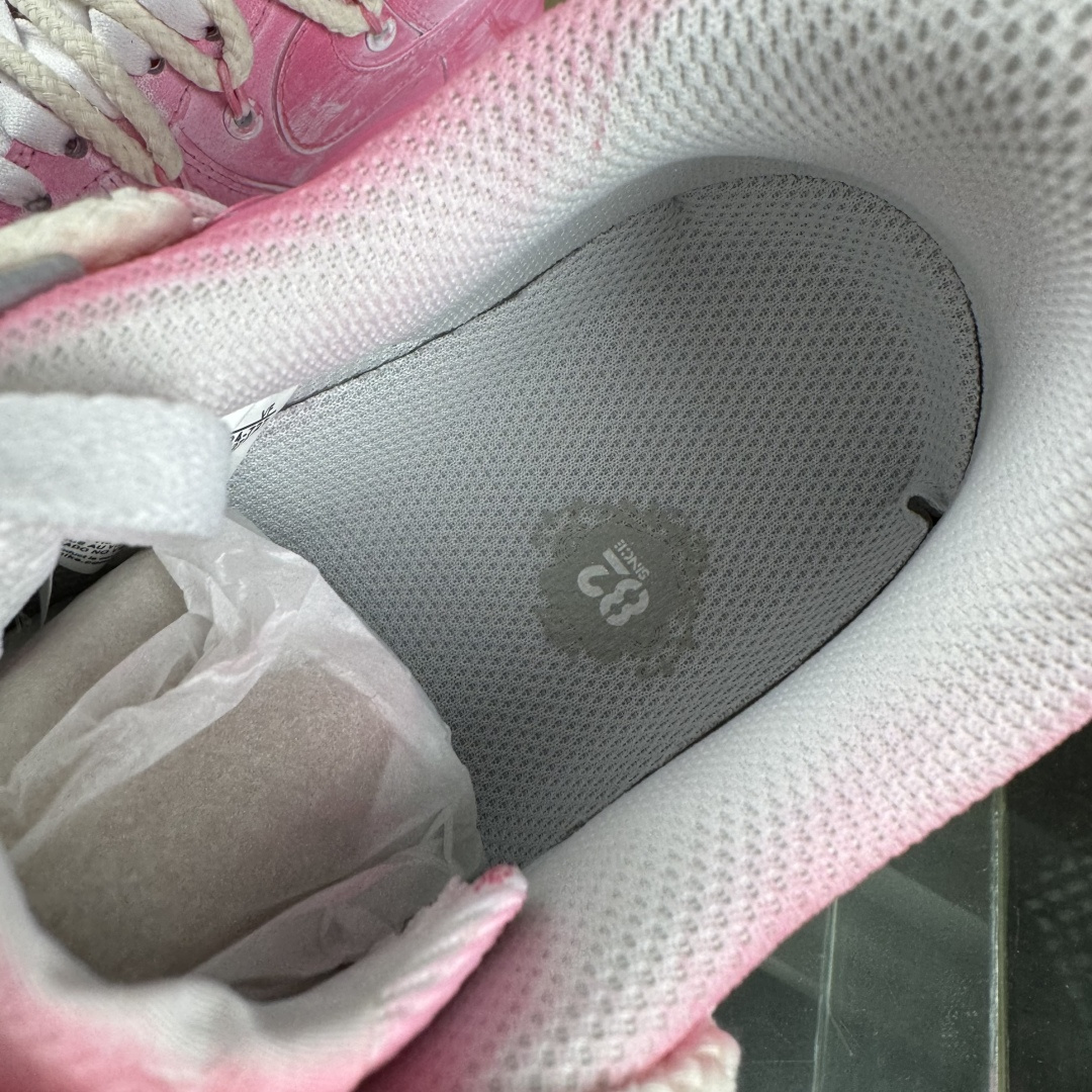 Nike Air Force 1'07“粉攻克罗” 空军一号 低帮休闲鞋 DX0788-001 Nike Air Force 1'07“粉攻克罗” 空军一号 低帮休闲鞋 DX0788-001