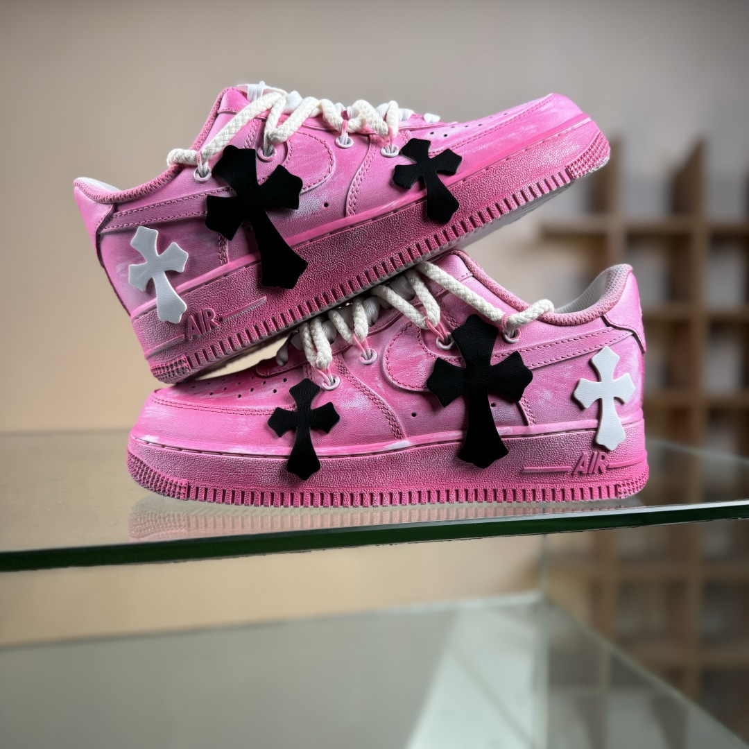 Nike Air Force 1'07“粉攻克罗” 空军一号 低帮休闲鞋 DX0788-001 Nike Air Force 1'07“粉攻克罗” 空军一号 低帮休闲鞋 DX0788-001
