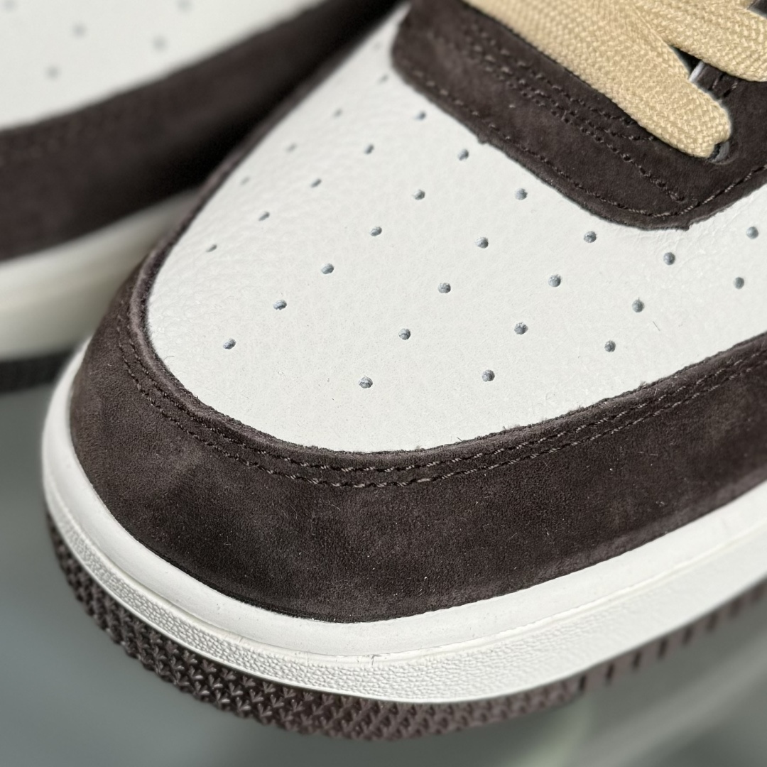 Nike Air Force 1'07 Low 联名 棕白金 空军一号低帮休闲板鞋 KD1688-001 Nike Air Force 1'07 Low 联名 棕白金 空军一号低帮休闲板鞋 KD1688-001