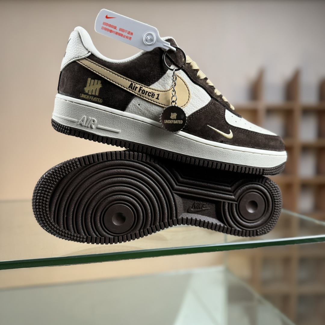 Nike Air Force 1'07 Low 联名 棕白金 空军一号低帮休闲板鞋 KD1688-001 Nike Air Force 1'07 Low 联名 棕白金 空军一号低帮休闲板鞋 KD1688-001