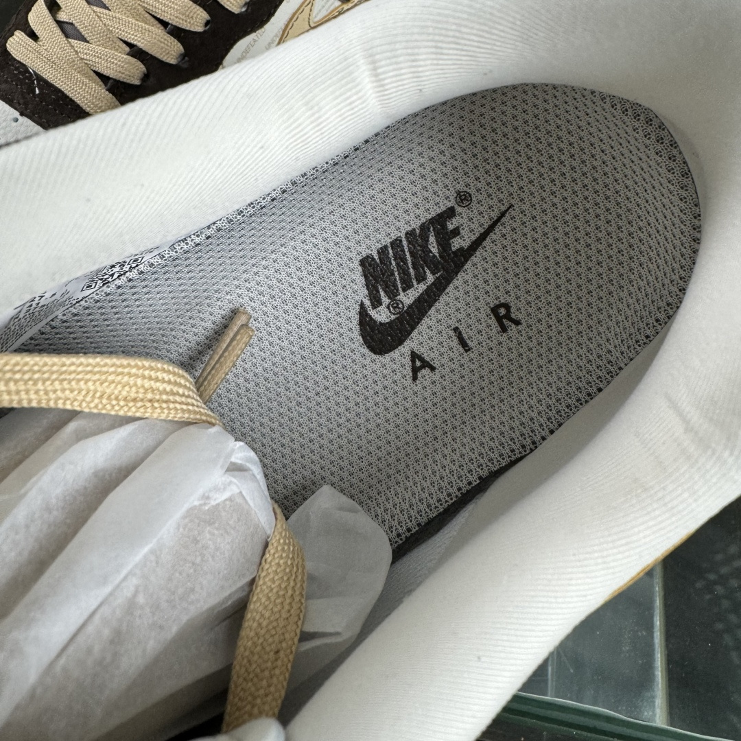 Nike Air Force 1'07 Low 联名 棕白金 空军一号低帮休闲板鞋 KD1688-001 Nike Air Force 1'07 Low 联名 棕白金 空军一号低帮休闲板鞋 KD1688-001