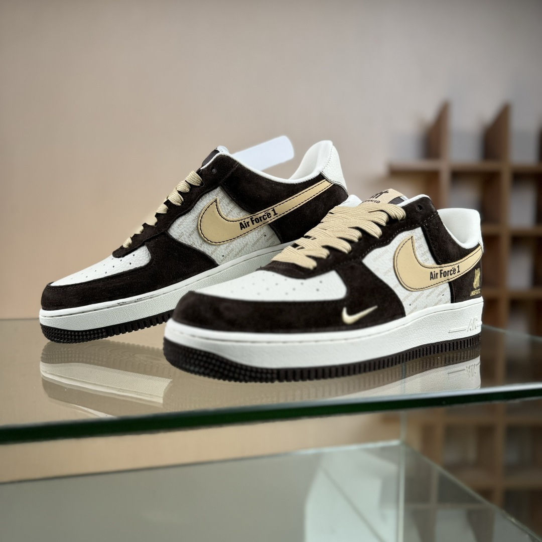 Nike Air Force 1'07 Low 联名 棕白金 空军一号低帮休闲板鞋 KD1688-001 Nike Air Force 1'07 Low 联名 棕白金 空军一号低帮休闲板鞋 KD1688-001