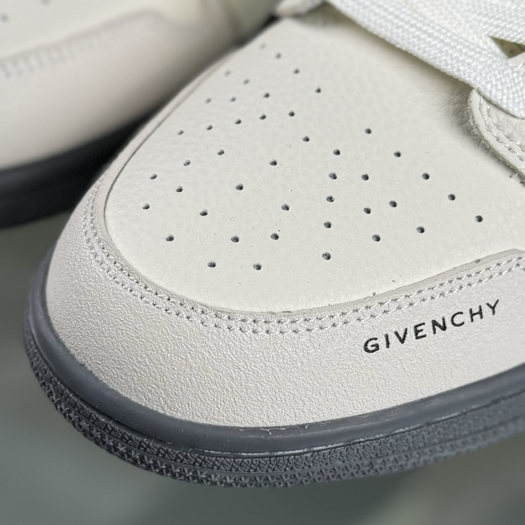 Nike Air Jordan 1 Low AJ1乔1低帮休闲板鞋 QL1988-001 Nike Air Jordan 1 Low AJ1乔1低帮休闲板鞋 QL1988-001