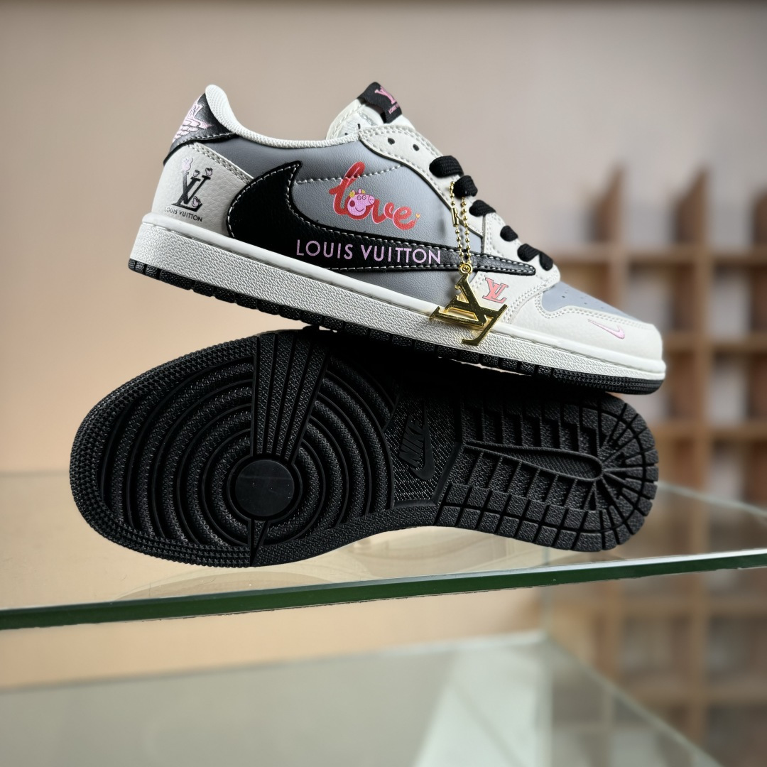 Nike Air Jordan 1 x Travis Scott AJ1倒勾 乔一倒钩 ‘DIY’定制 耐克 低帮文化篮球鞋 DZ2688-005