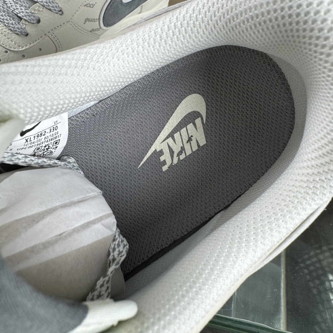 260 Nike Air Force 1'07 Low 古驰联名 米灰猪八革 空军一号低帮休闲板鞋 XL1982-330-Chinese UA Cheap High Quatity Brand Clothes Bags handbags Sneakers wholesale wholesaler seller from China Factory suppliers Fashion Clothing Shoes best Quality Beautiful Price 260 Nike Air Force 1'07 Low 古驰联名 米灰猪八革 空军一号低帮休闲板鞋 XL1982-330