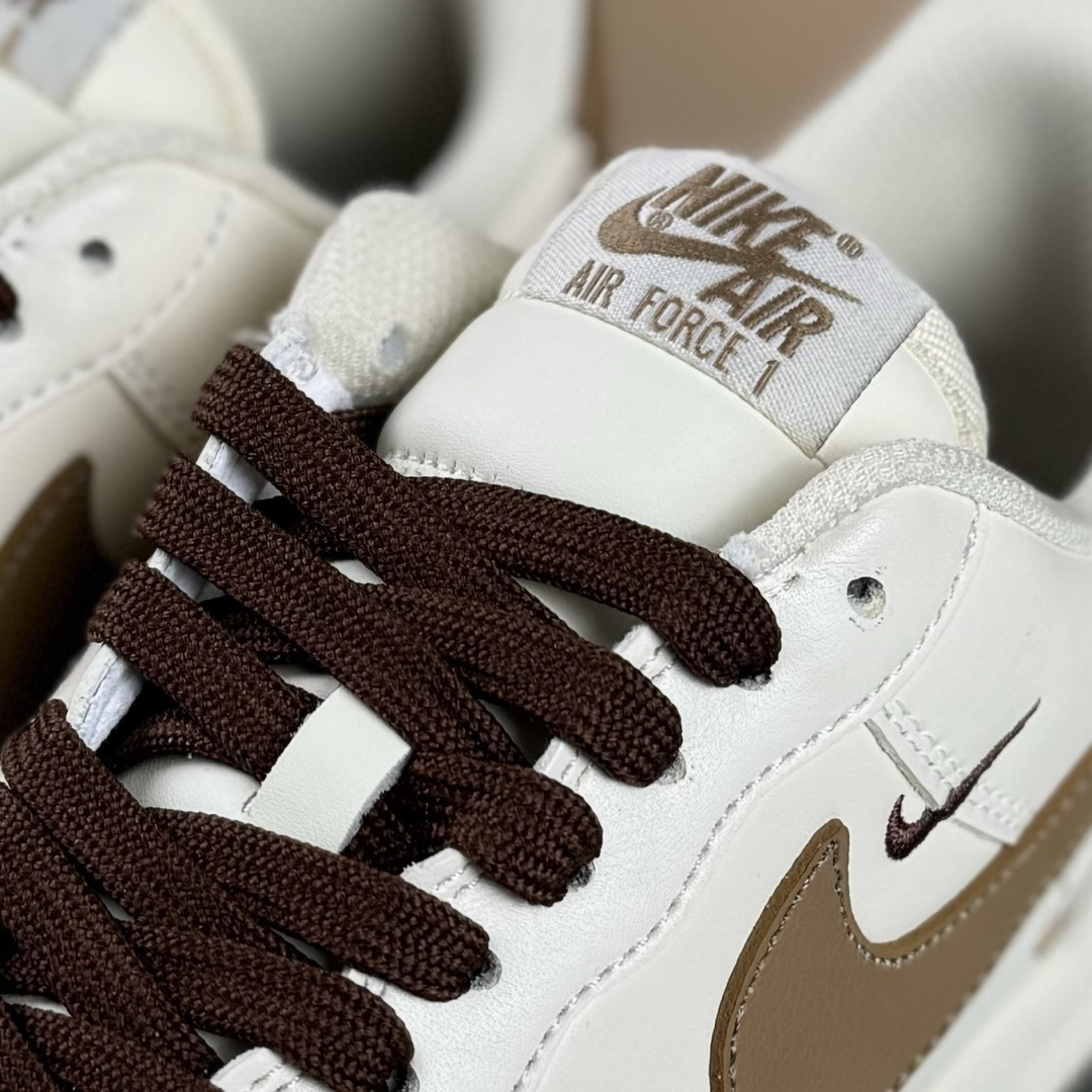 260 Nike Air Force 1'07 Low 奶咖白棕三小勾 空军一号低帮休闲板鞋 NH0601-584-Chinese UA Cheap High Quatity Brand Clothes Bags handbags Sneakers wholesale wholesaler seller from China Factory suppliers Fashion Clothing Shoes best Quality Beautiful Price 260 Nike Air Force 1'07 Low 奶咖白棕三小勾 空军一号低帮休闲板鞋 NH0601-584