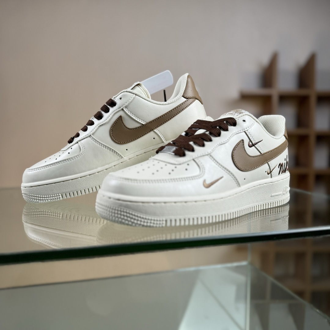 260 Nike Air Force 1'07 Low 奶咖白棕三小勾 空军一号低帮休闲板鞋 NH0601-584-Chinese UA Cheap High Quatity Brand Clothes Bags handbags Sneakers wholesale wholesaler seller from China Factory suppliers Fashion Clothing Shoes best Quality Beautiful Price 260 Nike Air Force 1'07 Low 奶咖白棕三小勾 空军一号低帮休闲板鞋 NH0601-584