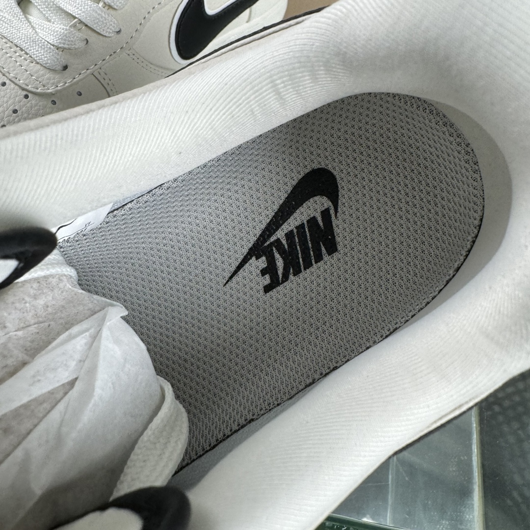 Nike Air Force 1'07 Low 联名 车线米黑勾 空军一号低帮休闲板鞋 LD1999-001 Nike Air Force 1'07 Low 联名 车线米黑勾 空军一号低帮休闲板鞋 LD1999-001